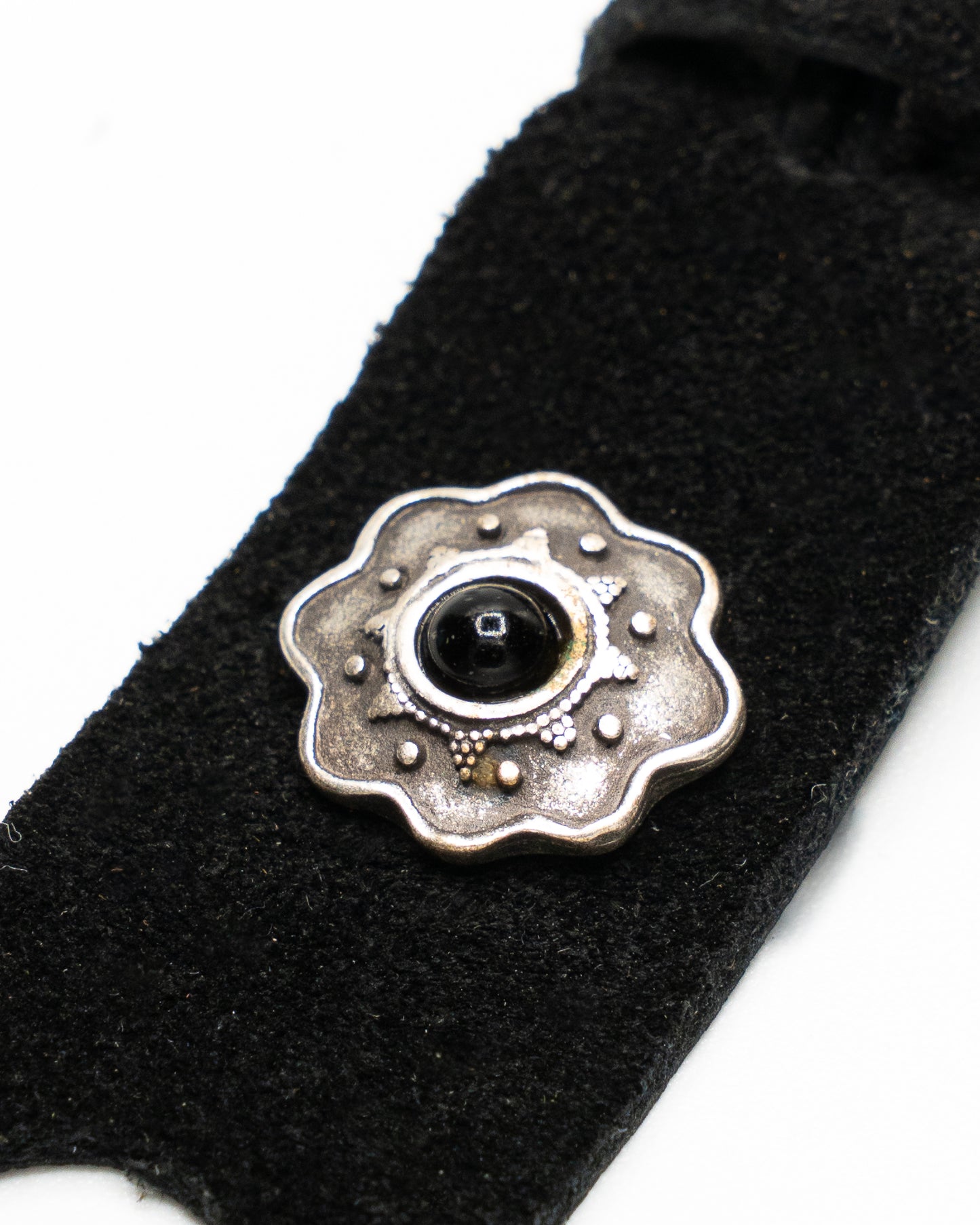 EYEGLASS HOLDER - BLACK